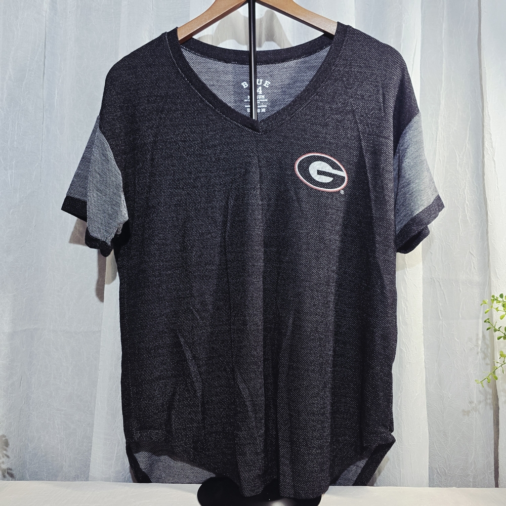 Blue 84 Black and Gray Women's V-Neck Tee